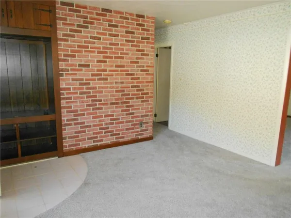 a view of outdoor space and garage