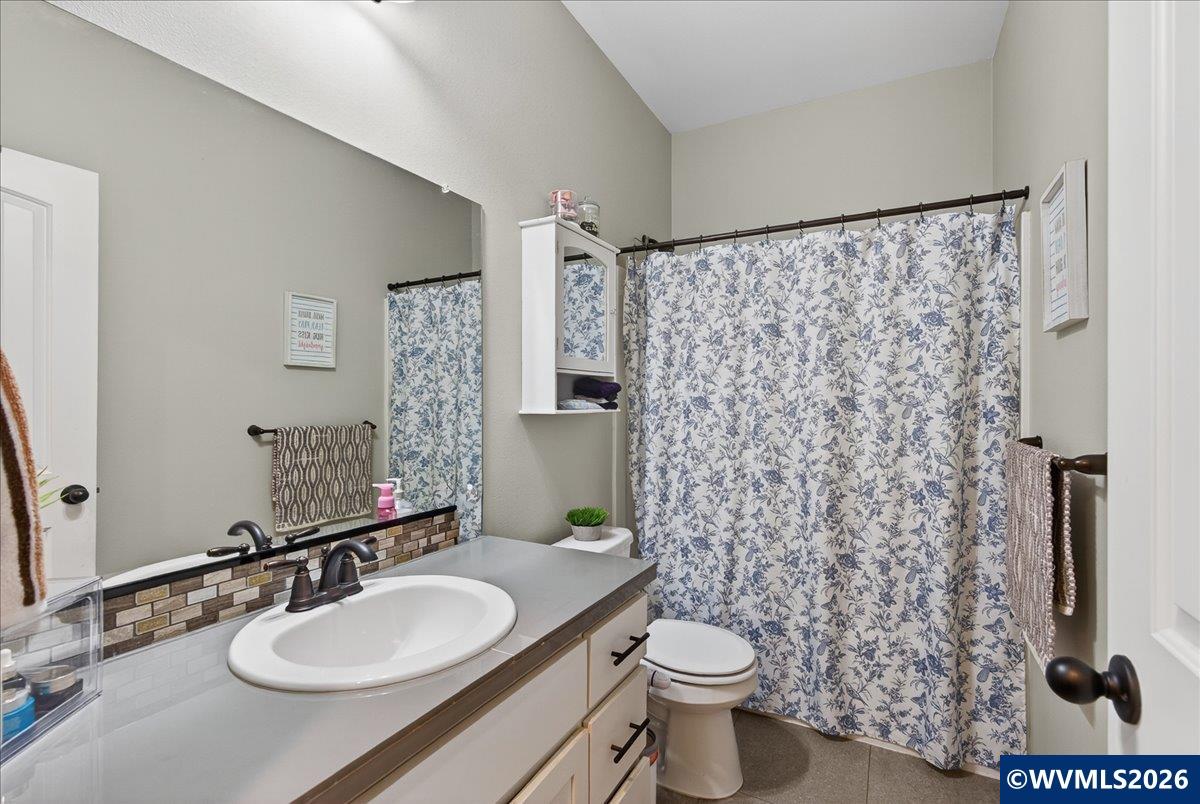 6055 Northeast Tuscan Loop Albany, OR 97321 - Photo 29 of 48