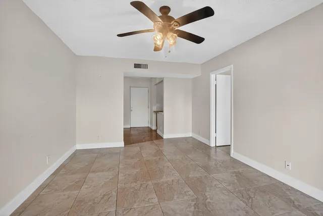 $239,000 | 490 Northwest 20th Street, Unit 3160, Boca Raton, FL 33431