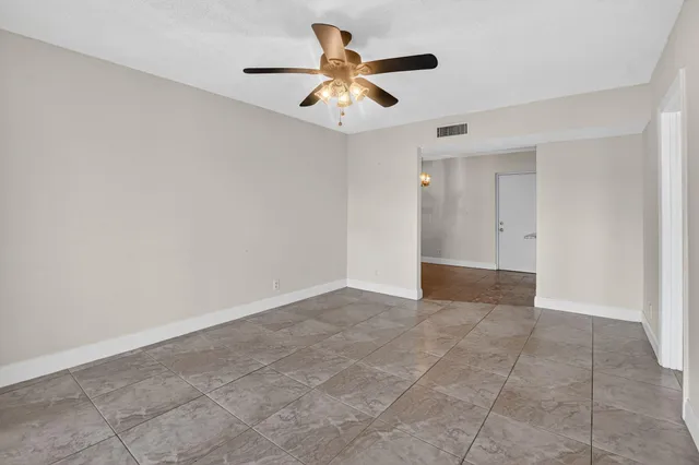 $239,000 | 490 Northwest 20th Street, Unit 3160, Boca Raton, FL 33431