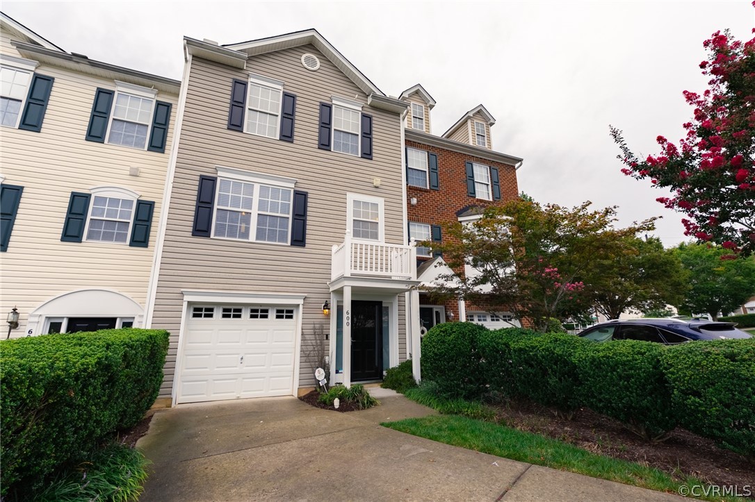 600 Ridgemoor Court Midlothian, VA 23114 - Photo 2 of 30 Gallery Image 2