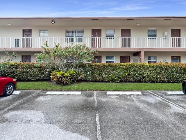 $139,000 | 7205 Northwest 5th Court, Unit 202, Margate, FL 33063