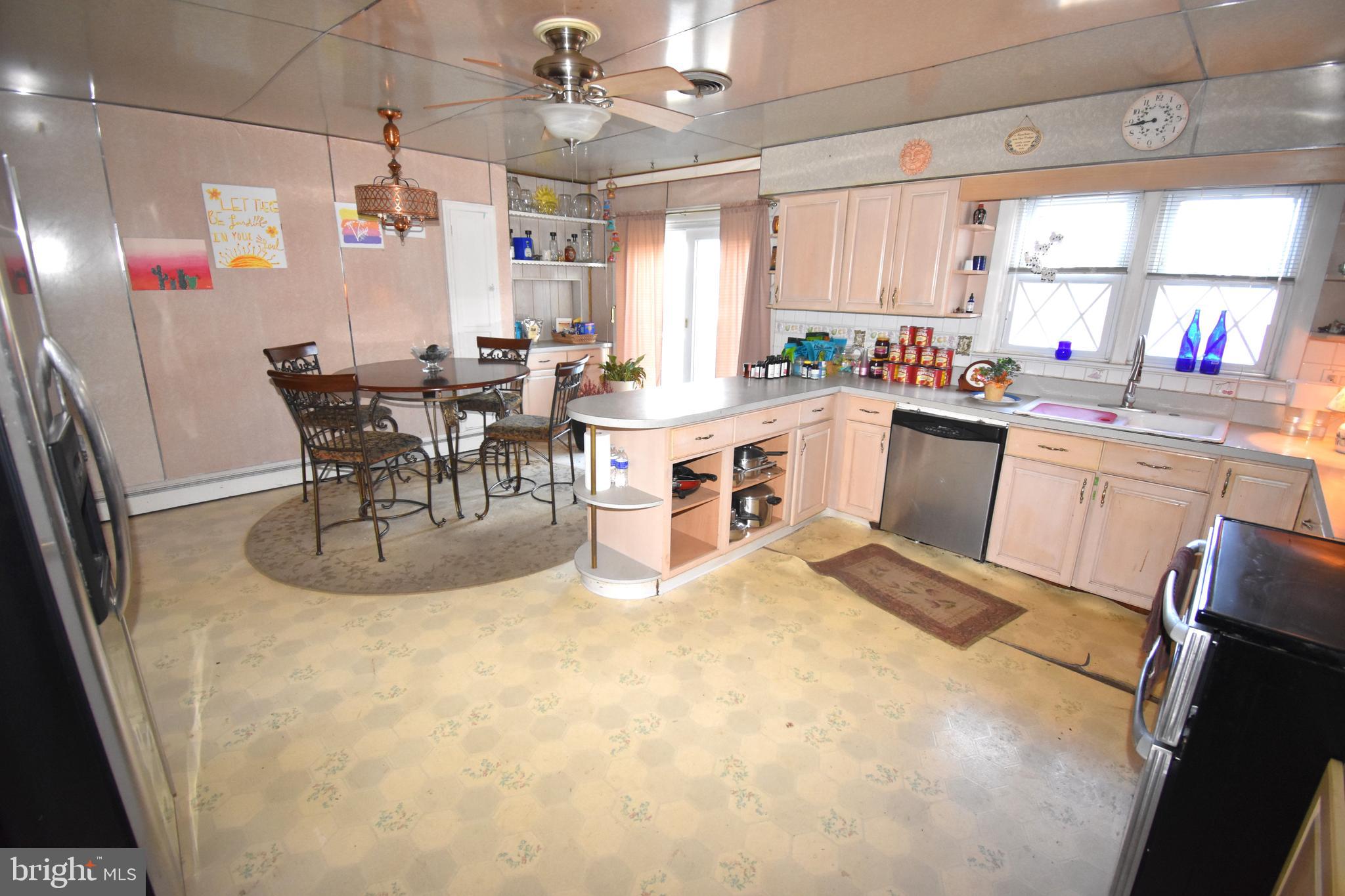 515 Rutgers Avenue Burlington, NJ 08016 - Photo 20 of 34