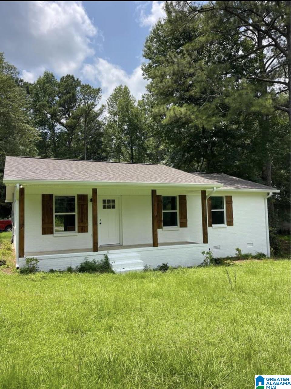 801 8th Street North Clanton, AL 35045 - Photo 3 of 15