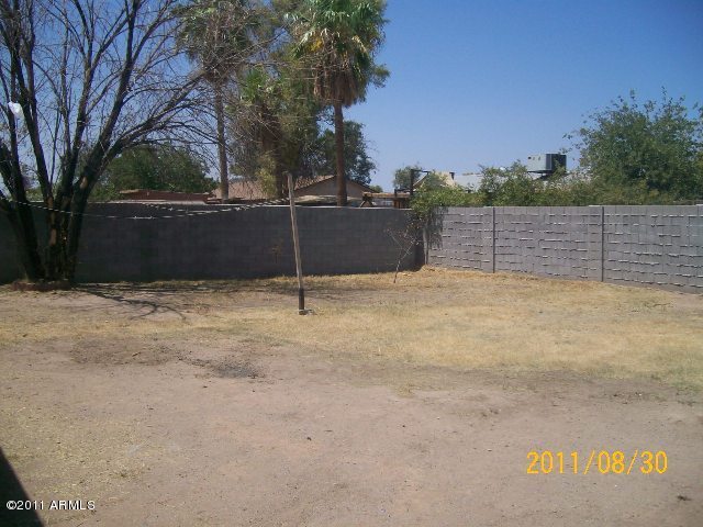 5916 West Berkeley Road Phoenix, AZ 85035 - Photo 3 of 12 100_7234