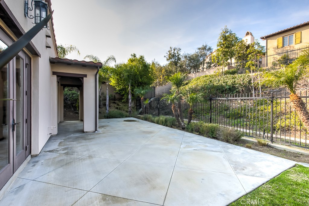 501 Luminous Irvine, CA 92603 - Photo 44 of 53 a view of outdoor space and yard