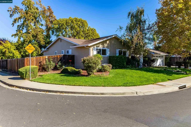 $1,149,000 | 1856 Carriage Drive, Walnut Creek, CA 94598