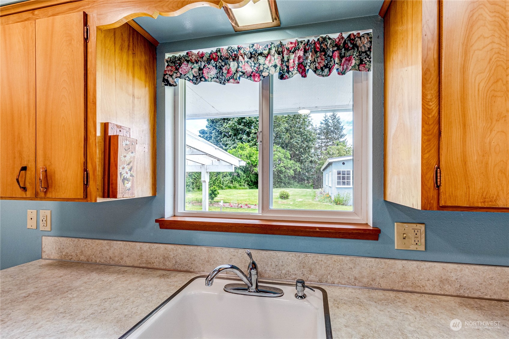 8121 Riverview Road Snohomish, WA 98290 - Photo 11 of 40 Gallery Image 11