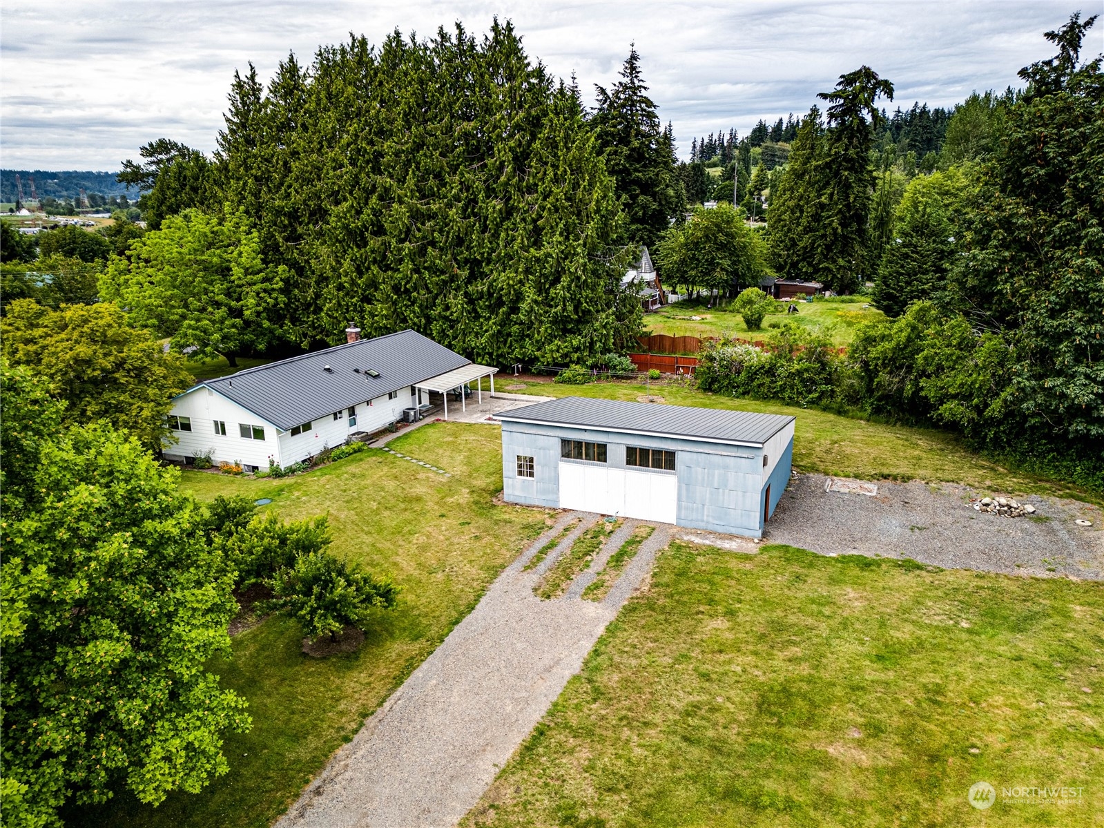 8121 Riverview Road Snohomish, WA 98290 - Photo 2 of 40 Gallery Image 2