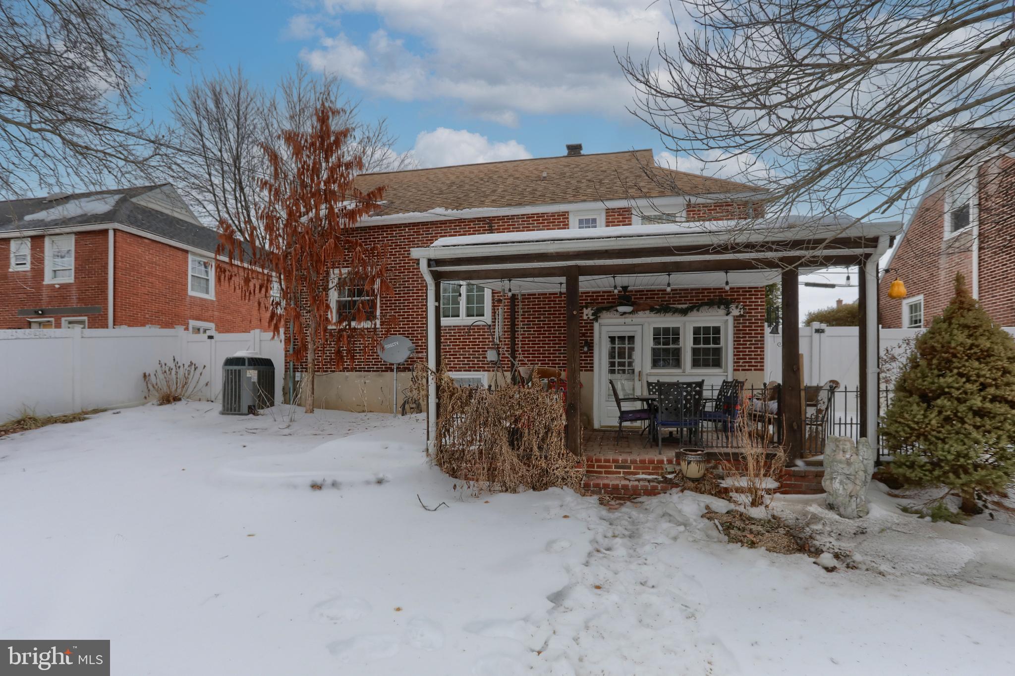 323 South 3rd Avenue Lebanon, PA 17042 - Photo 29 of 33 a front view of house
