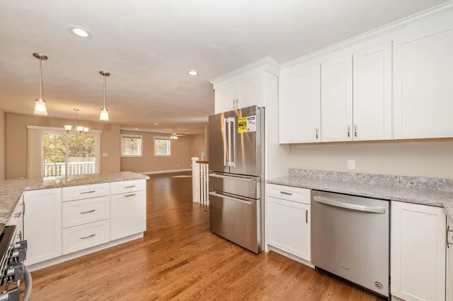 $729,900 | 21 Cypress Circle, Exeter, NH 03833