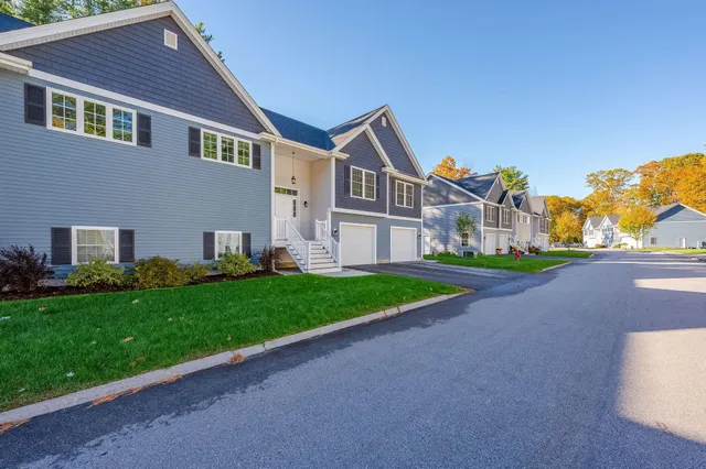 $729,900 | 21 Cypress Circle, Exeter, NH 03833