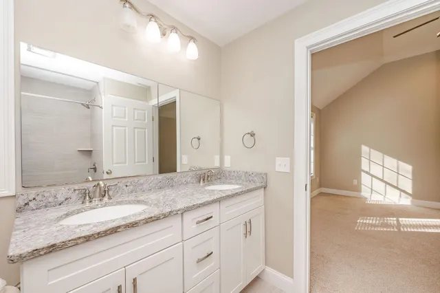 $729,900 | 21 Cypress Circle, Exeter, NH 03833