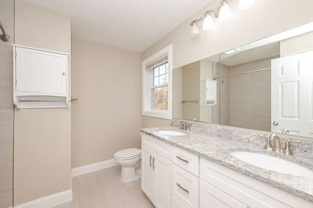 $729,900 | 21 Cypress Circle, Exeter, NH 03833