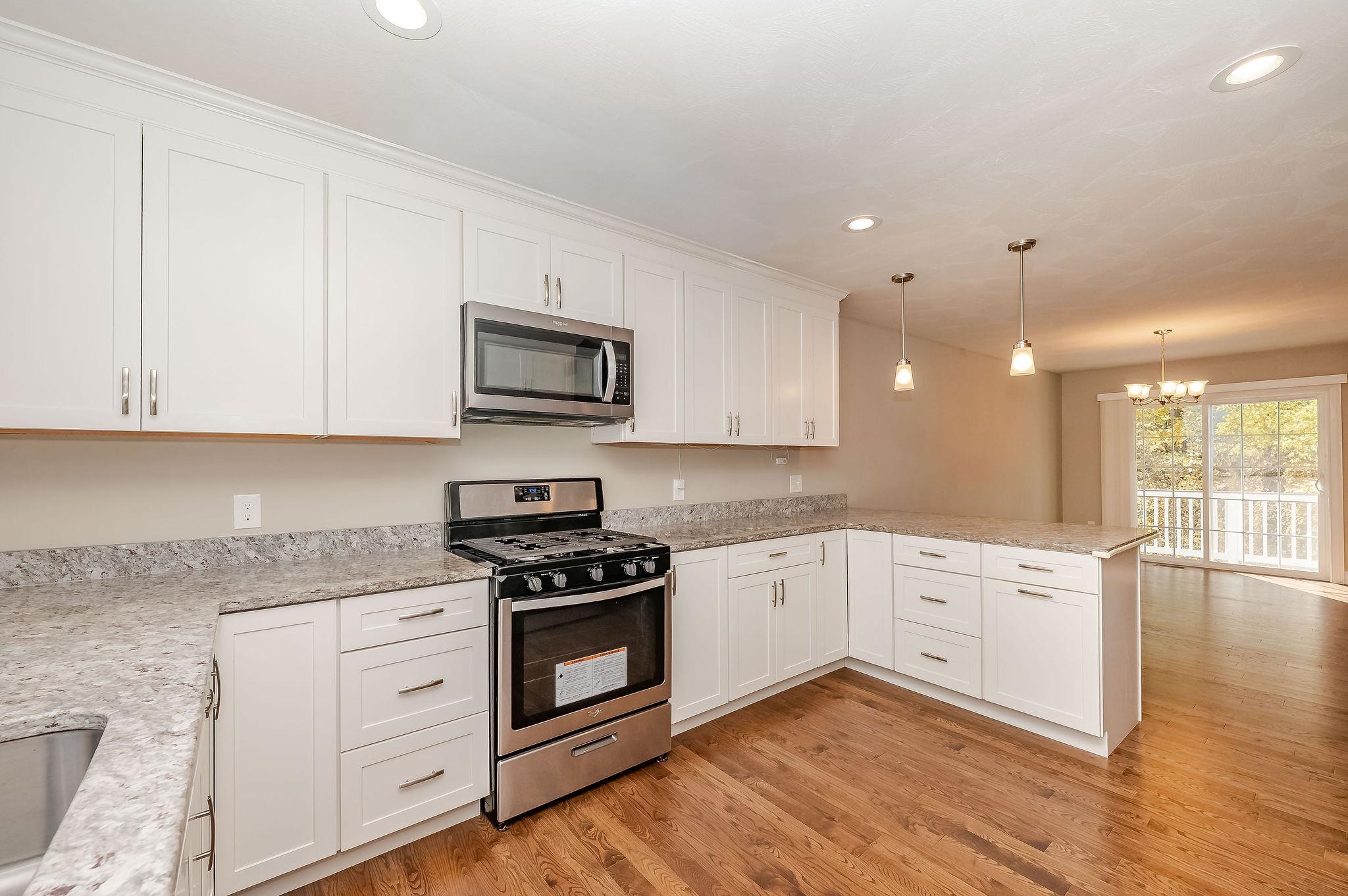 21 Cypress Circle Exeter, NH 03833 - Photo 8 of 52