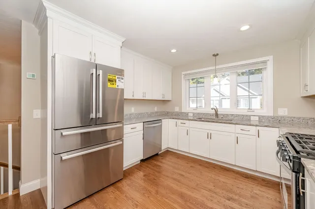 $729,900 | 21 Cypress Circle, Exeter, NH 03833