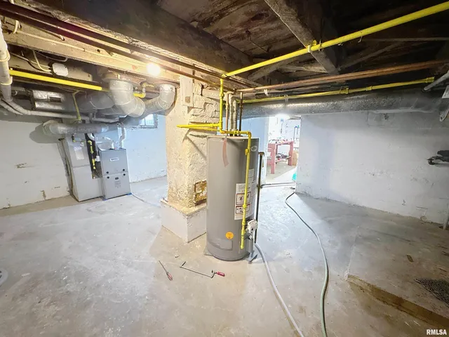 $130,000 | 2320 18th Street A, Moline, IL 61265