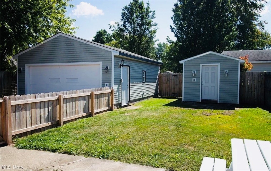 1614 East 49th Street Ashtabula, OH 44004 - Photo 4 of 16