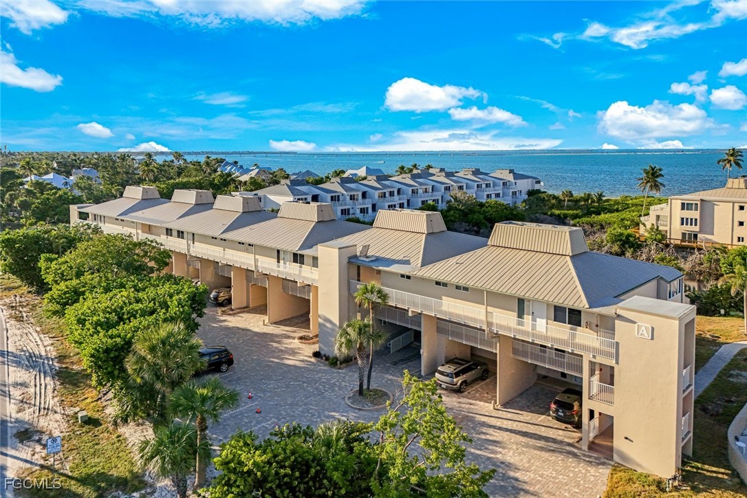 200 Periwinkle Way, Unit 214 Sanibel, FL 33957 - Photo 4 of 38