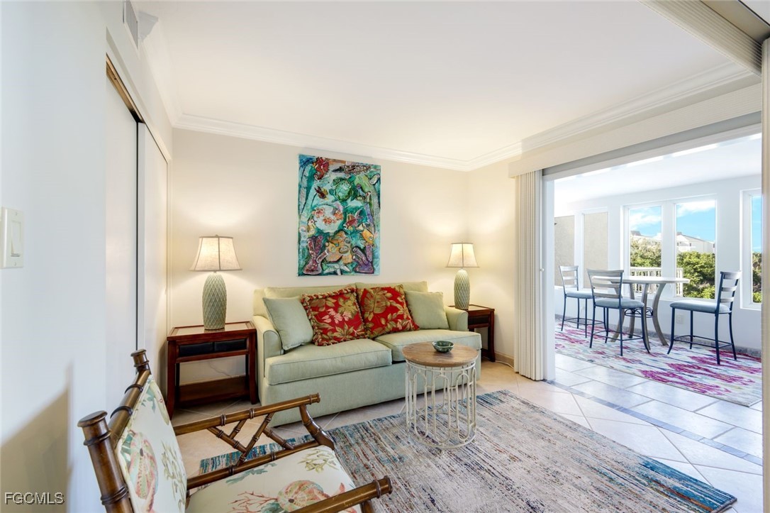 200 Periwinkle Way, Unit 214 Sanibel, FL 33957 - Photo 8 of 38