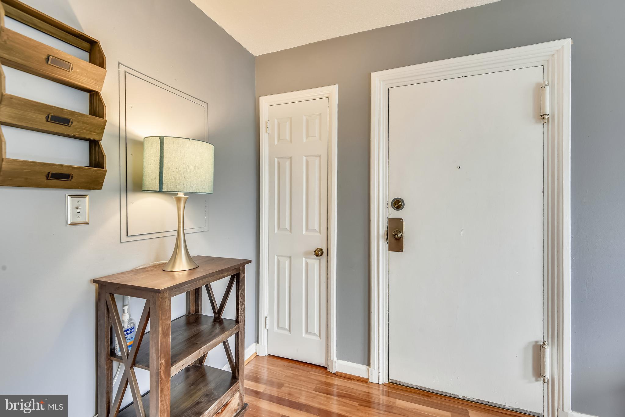 4900 29th Road South, Unit C1 Arlington, VA 22206 - Photo 2 of 41 Unit entry w/ coat closet on the left
