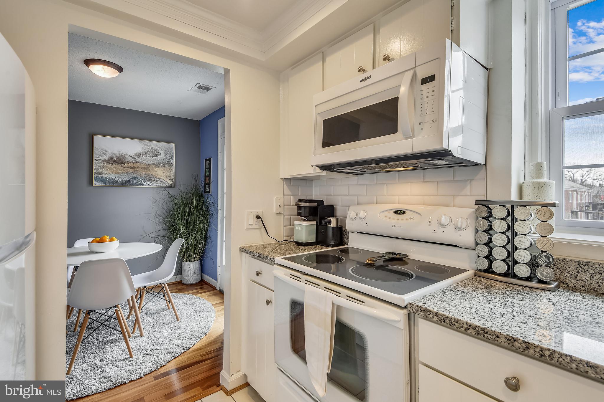 4900 29th Road South, Unit C1 Arlington, VA 22206 - Photo 12 of 41 Granite countertops