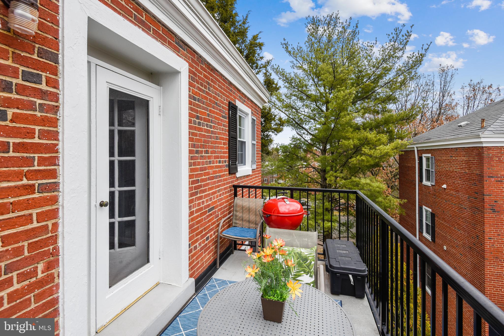 4900 29th Road South, Unit C1 Arlington, VA 22206 - Photo 25 of 41 Beautiful private balcony
