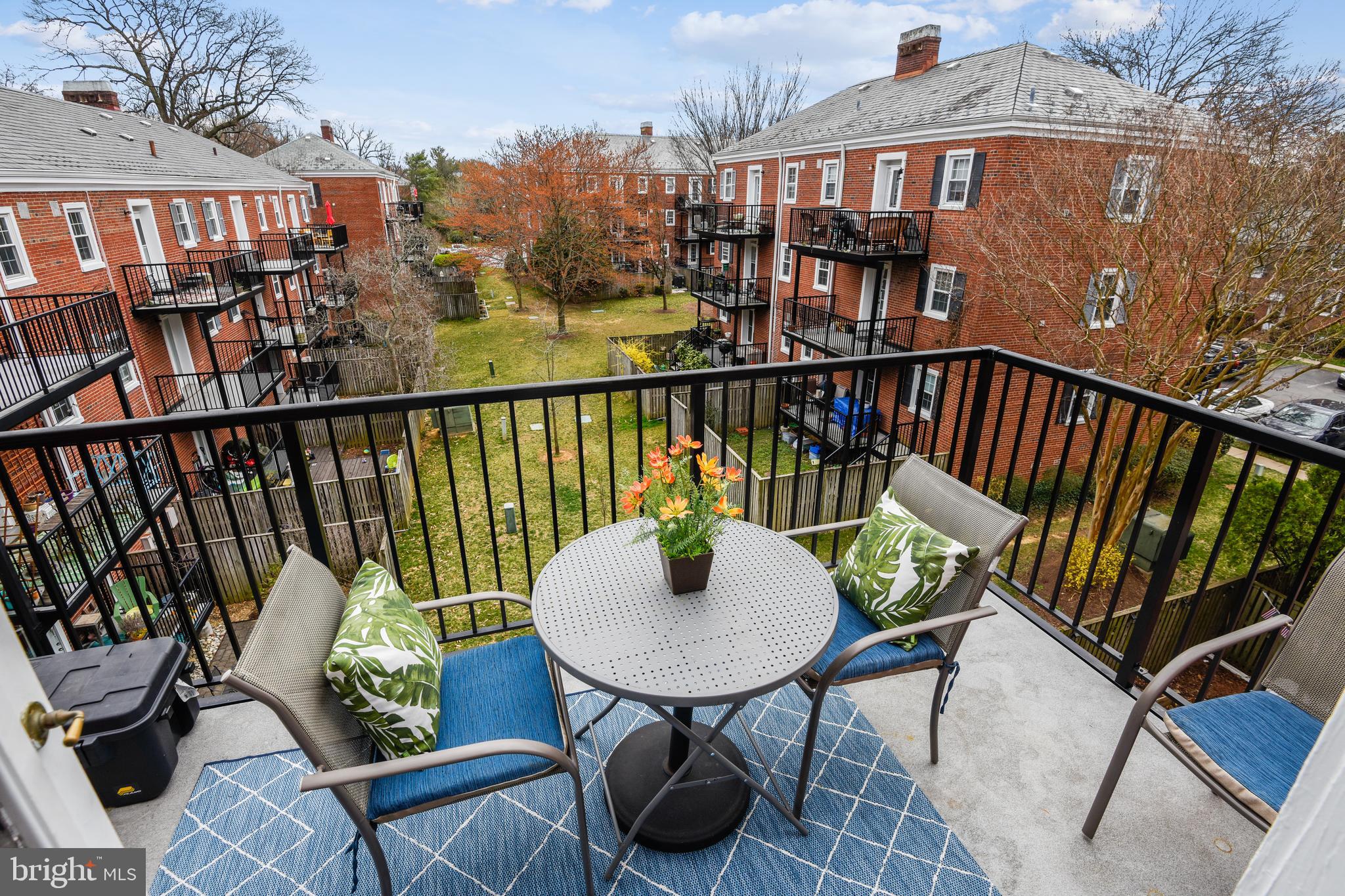 4900 29th Road South, Unit C1 Arlington, VA 22206 - Photo 27 of 41 Overlooks neighborhood green space