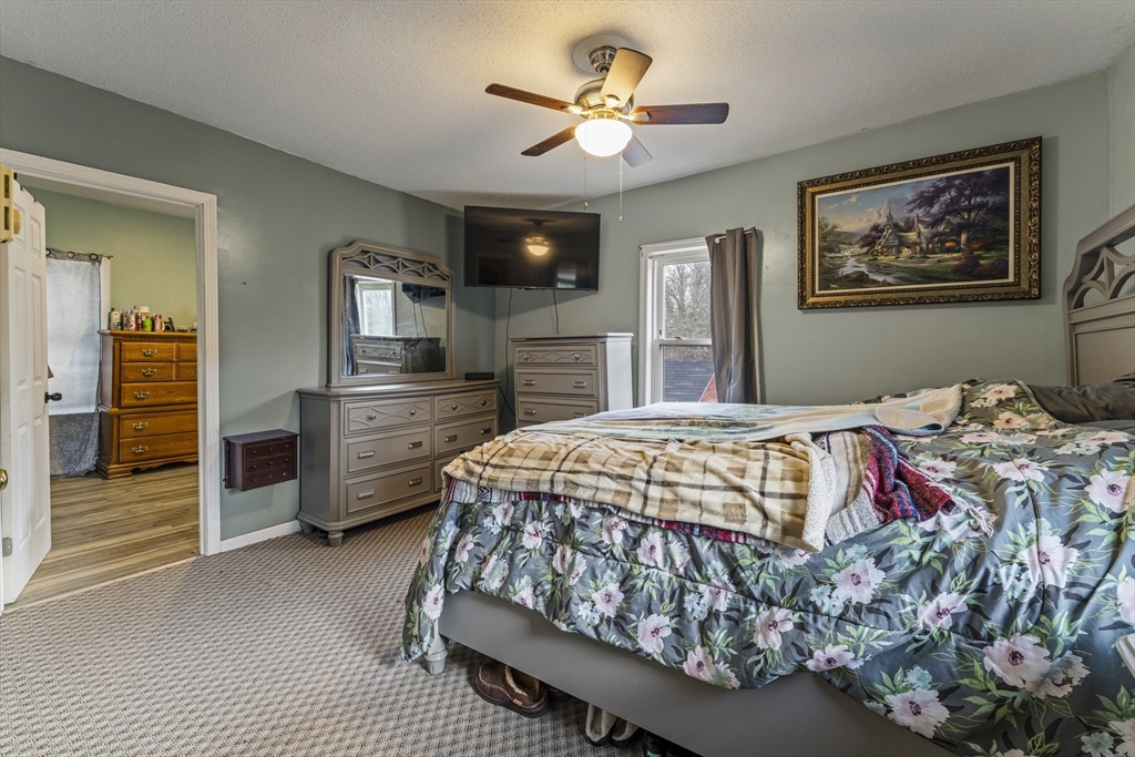 19 Chapel Street Warren, MA 01092 - Photo 15 of 38