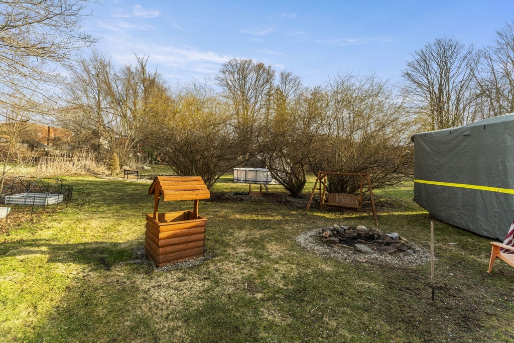 19 Chapel Street Warren, MA 01092 - Photo 33 of 38