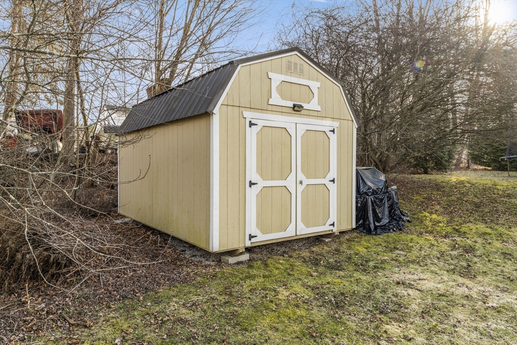 19 Chapel Street Warren, MA 01092 - Photo 36 of 38