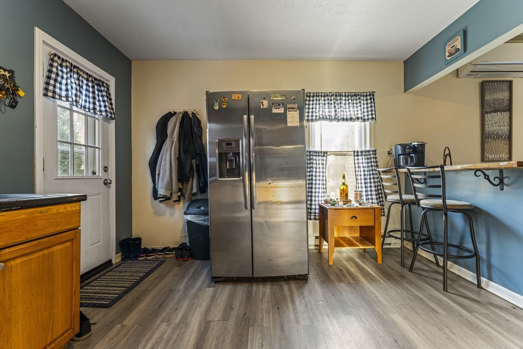 19 Chapel Street Warren, MA 01092 - Photo 6 of 38