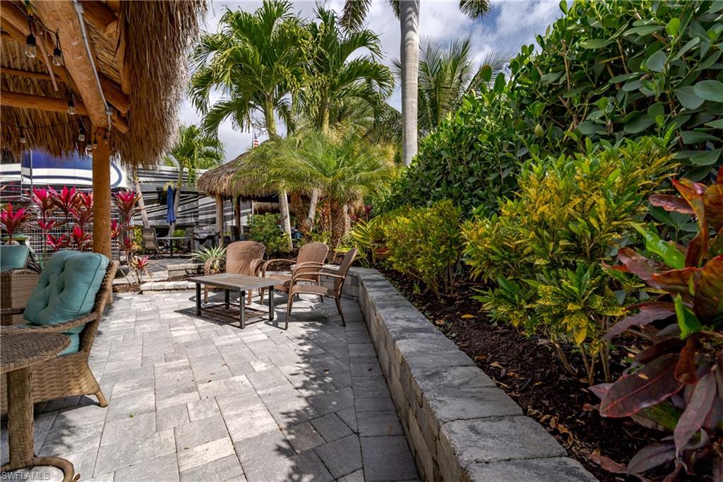 13550 Snapper Lane Naples, FL 34114 - Photo 14 of 35