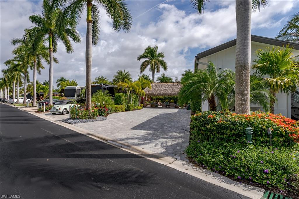 13550 Snapper Lane Naples, FL 34114 - Photo 23 of 35