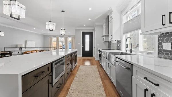 $925,000 | 5004 West Argyle Street, Chicago, IL 60630