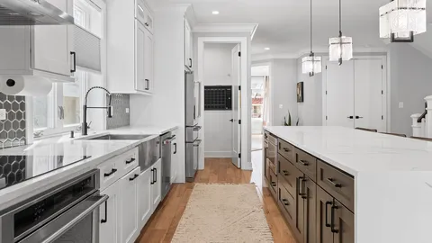 $925,000 | 5004 West Argyle Street, Chicago, IL 60630