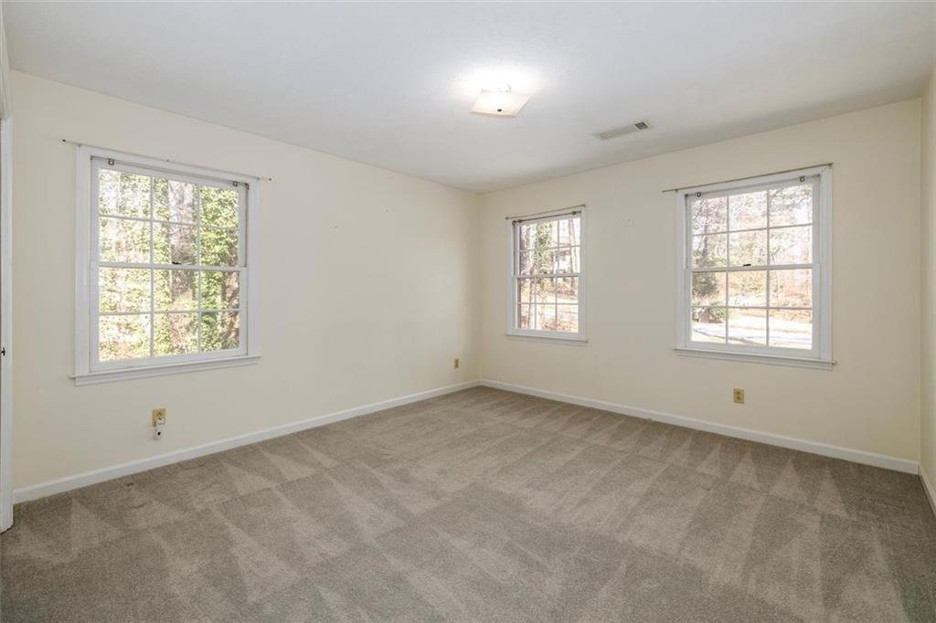 1594 Howell Highlands Smoke Rise, GA 30087 - Photo 23 of 55