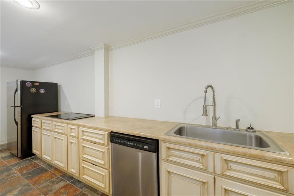 1594 Howell Highlands Smoke Rise, GA 30087 - Photo 40 of 55