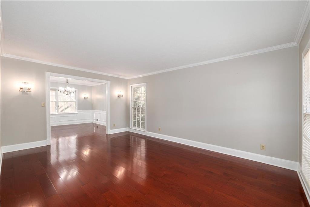 1594 Howell Highlands Smoke Rise, GA 30087 - Photo 9 of 55