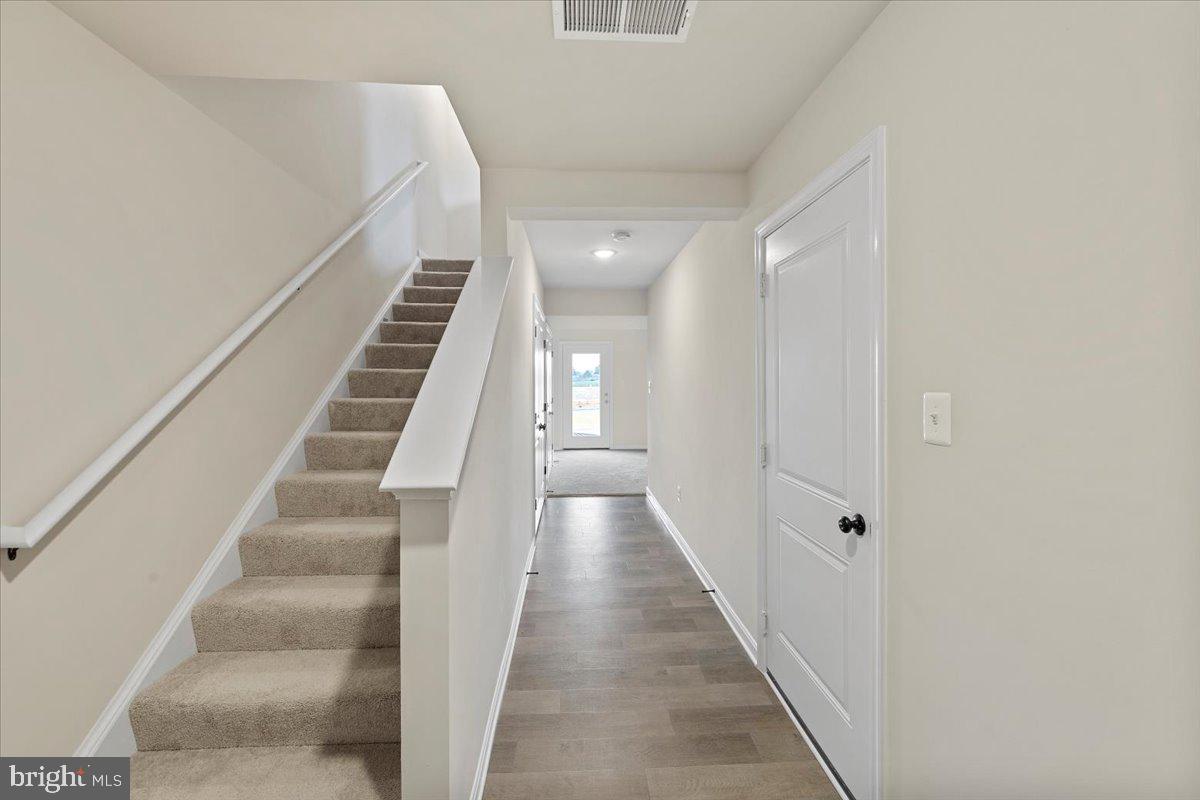 34 Scoter Road Hedgesville, WV 25427 - Photo 22 of 26 Similar Foyer