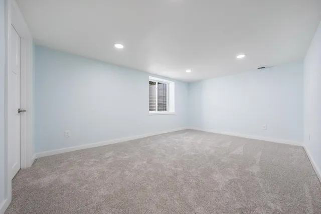 $399,900 | 303 South 1st Avenue, Winneconne, WI 54986