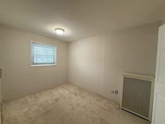 $2,800 | 4844 West Montrose Avenue, Chicago, IL 60630