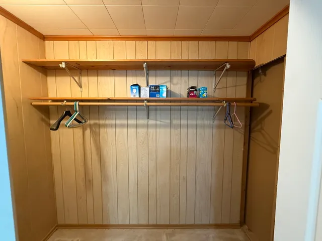 $2,800 | 4844 West Montrose Avenue, Chicago, IL 60630