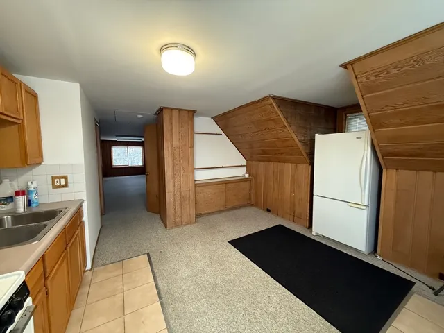 $2,800 | 4844 West Montrose Avenue, Chicago, IL 60630