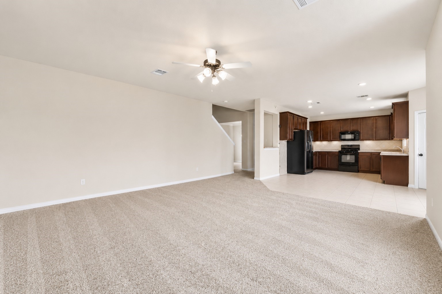 1443 Green Highland Dr Spring Spring, TX 77373 - Photo 11 of 26 Family Room
virtual