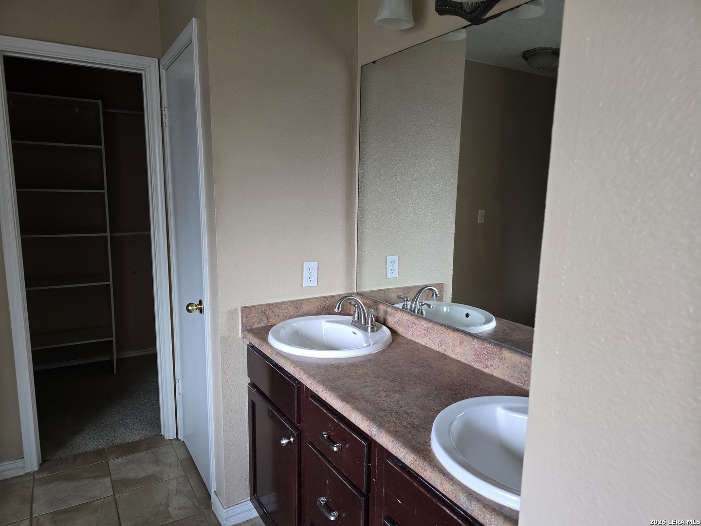8230 Coppergate Converse, TX 78109 - Photo 13 of 17
