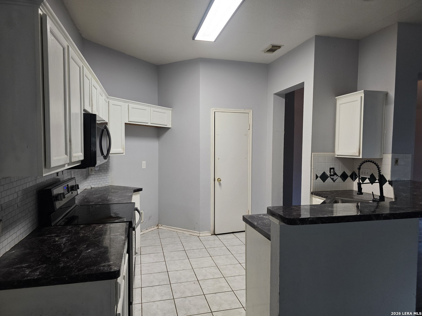 8230 Coppergate Converse, TX 78109 - Photo 15 of 17