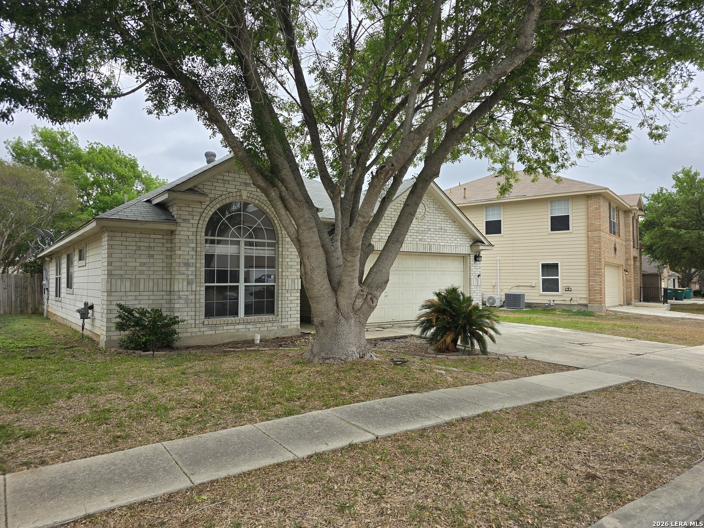 8230 Coppergate Converse, TX 78109 - Photo 3 of 17