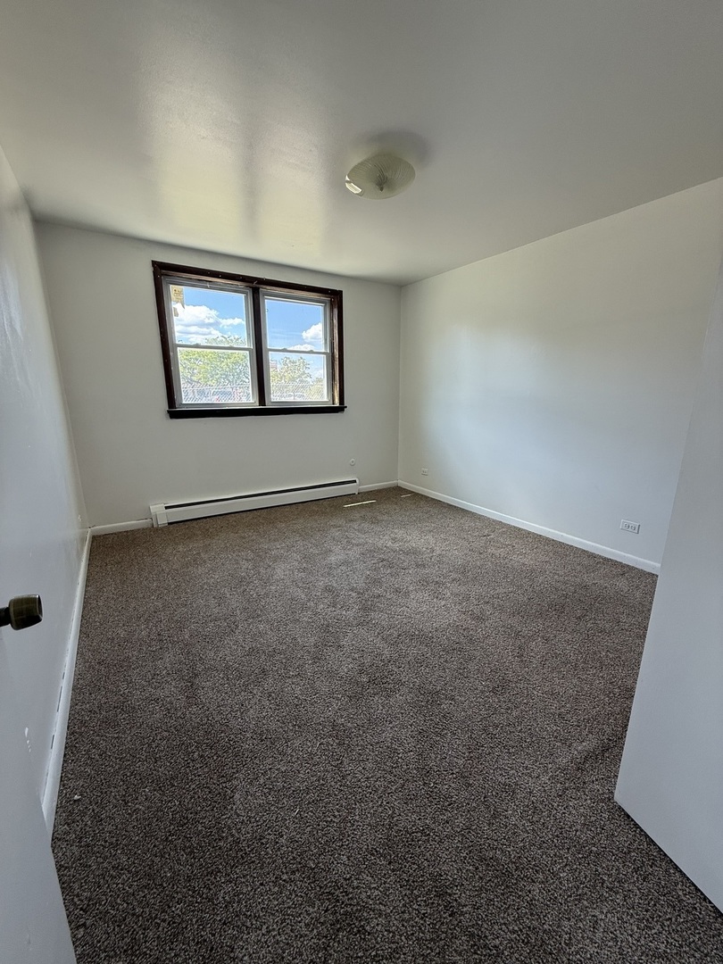 1627 Woodbine Drive, Unit 2 Round Lake Beach, IL 60073 - Photo 3 of 5