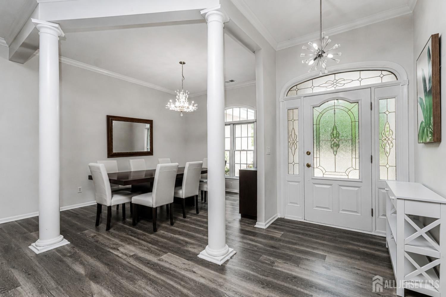 93 Sand Hills Road Kendall Park, NJ 08824 - Photo 4 of 31